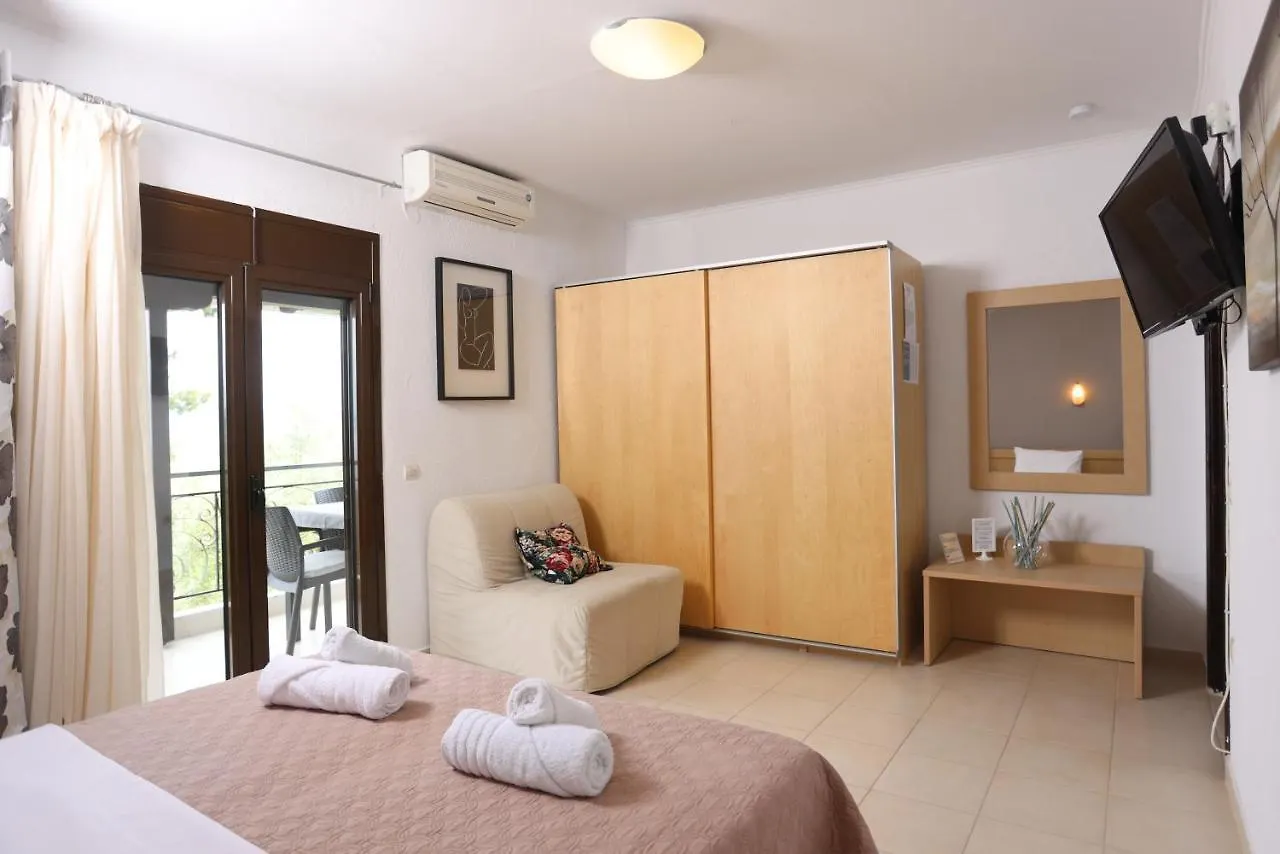 Peristeridi Apartments ポリフロノ ギリシャ
