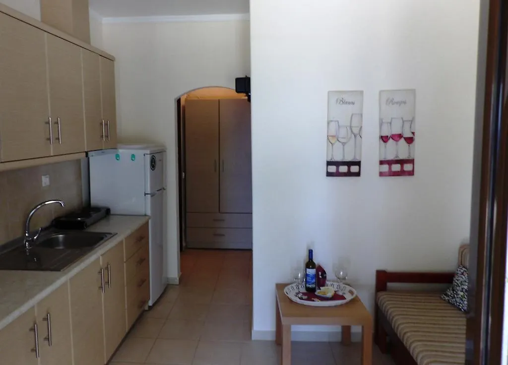 Peristeridi Apartments Polychrono Greece